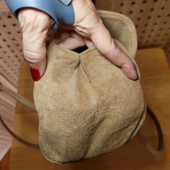 Casual Corner suede leather Purse Bag Soft‎ Camel Color Shoulder Classic - Picture 14 of 15